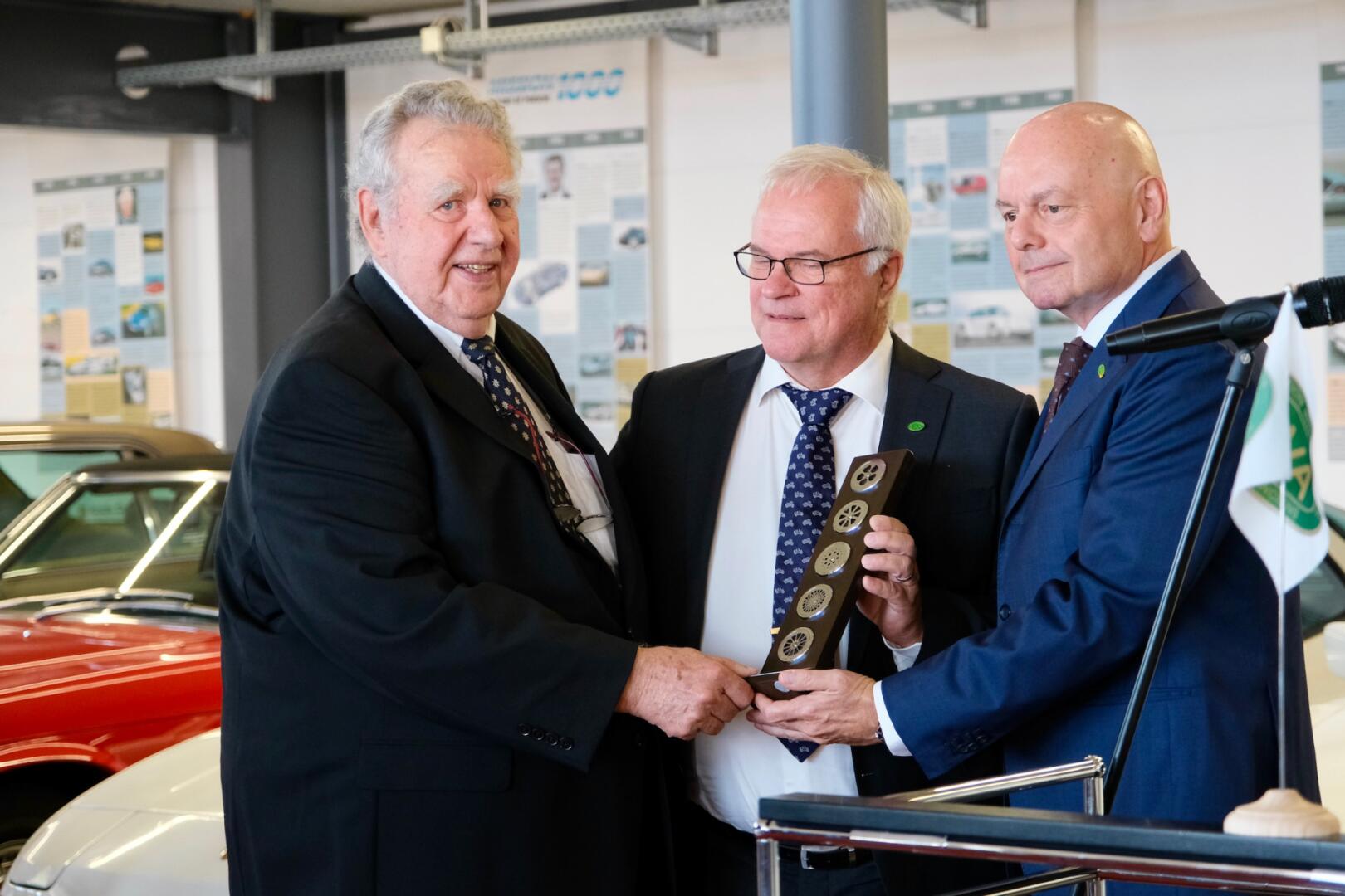 Konrad Auwärter inducted into the FIVA Hall of Fame: a lifetime dedicated to innovation and automotive heritage